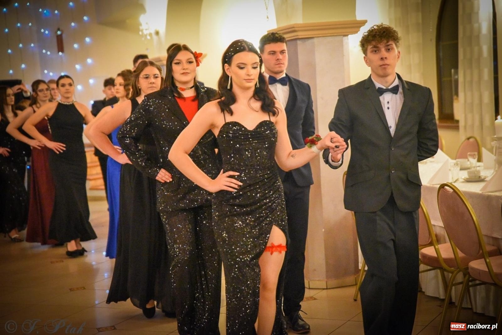 Zdjęcie w galerii na portalu naszraciborz.pl: Studniówka raciborskiego Ekonomika na bis! [FOTO i WIDEO] wiadomości z regionu