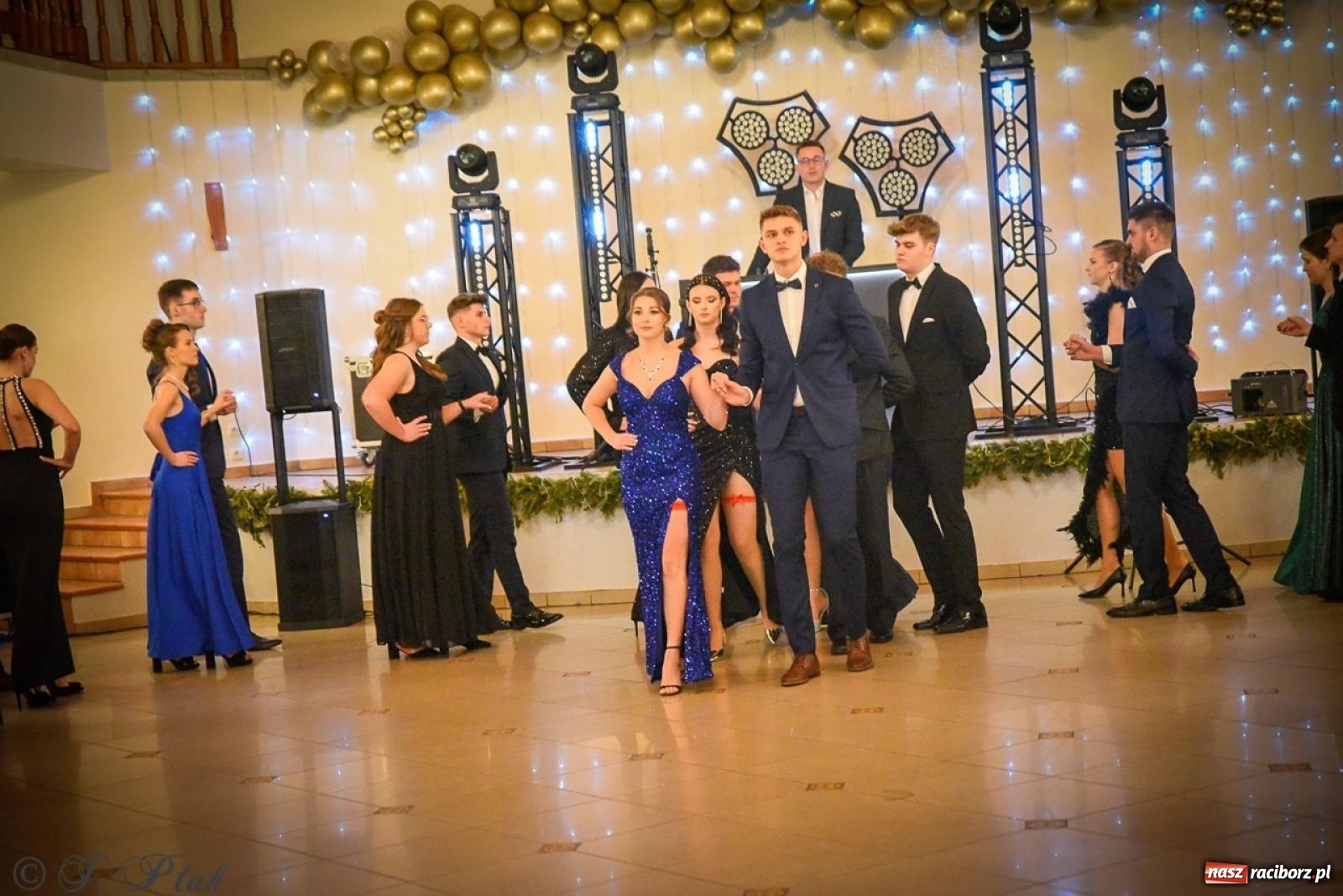 Zdjęcie w galerii na portalu naszraciborz.pl: Studniówka raciborskiego Ekonomika na bis! [FOTO i WIDEO] wiadomości z regionu