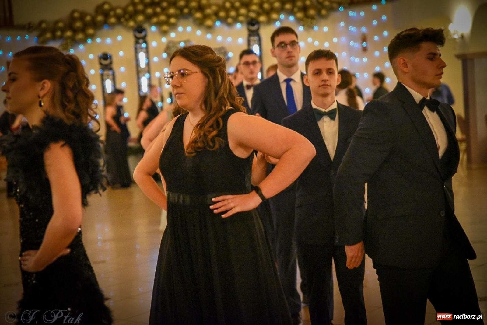 Zdjęcie w galerii na portalu naszraciborz.pl: Studniówka raciborskiego Ekonomika na bis! [FOTO i WIDEO] wiadomości z regionu