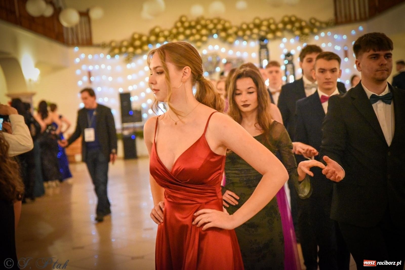 Zdjęcie w galerii na portalu naszraciborz.pl: Studniówka raciborskiego Ekonomika na bis! [FOTO i WIDEO] wiadomości z regionu