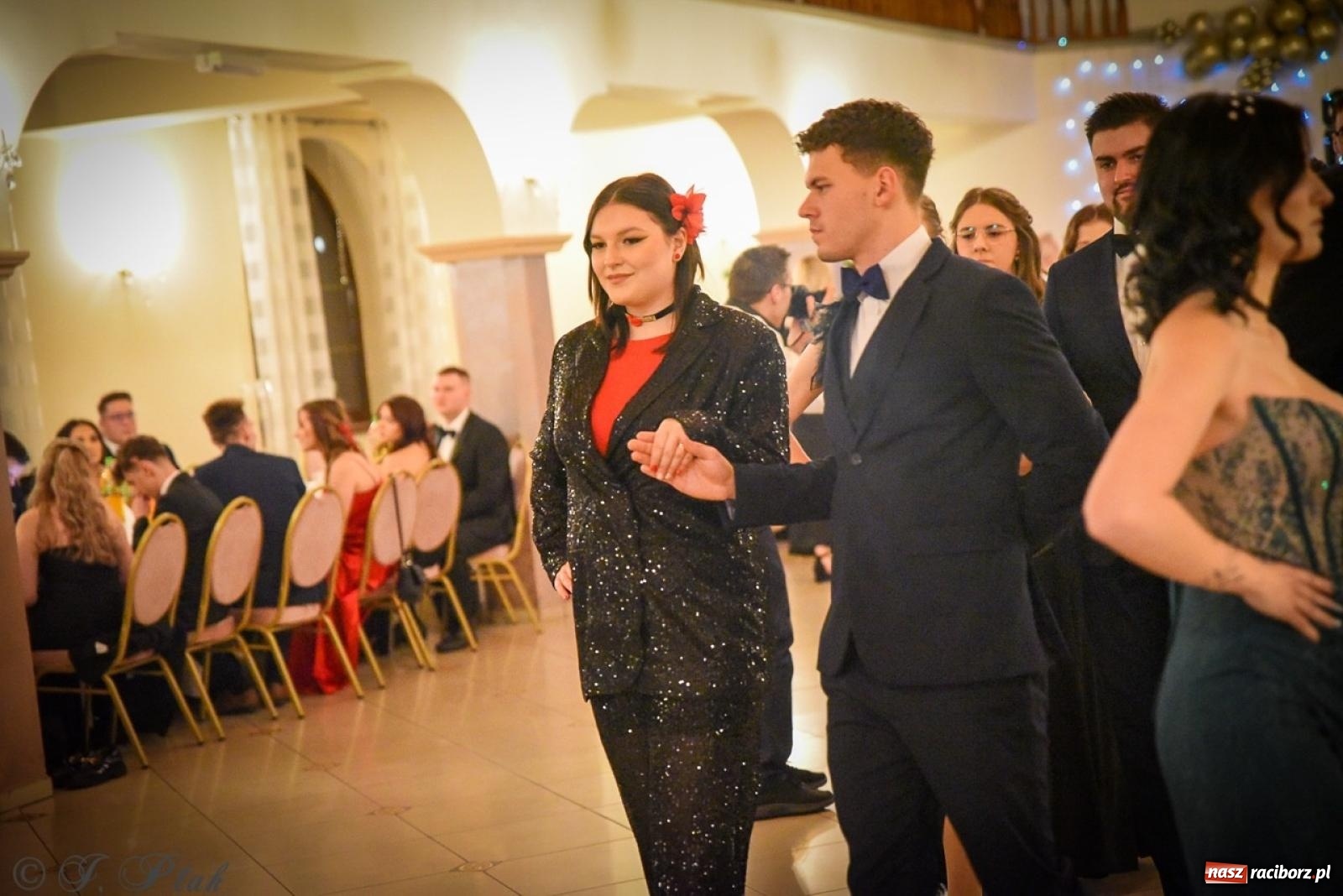 Zdjęcie w galerii na portalu naszraciborz.pl: Studniówka raciborskiego Ekonomika na bis! [FOTO i WIDEO] wiadomości z regionu