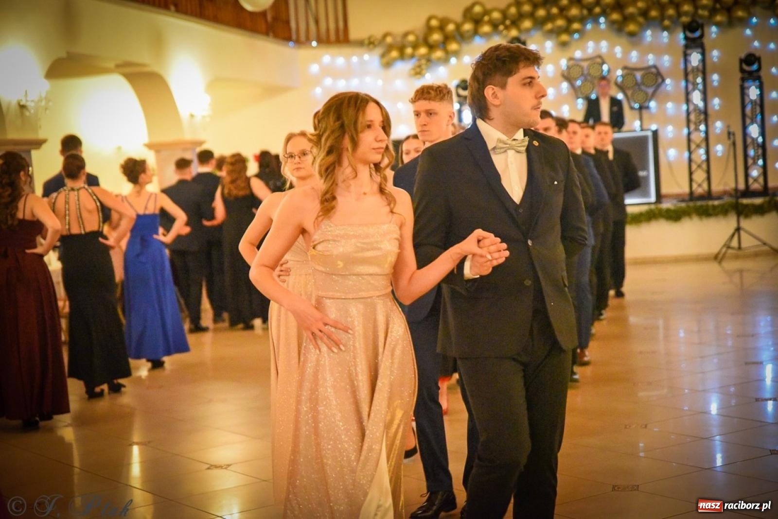 Zdjęcie w galerii na portalu naszraciborz.pl: Studniówka raciborskiego Ekonomika na bis! [FOTO i WIDEO] wiadomości z regionu