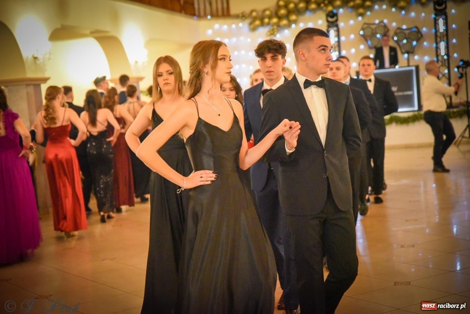 Zdjęcie w galerii na portalu naszraciborz.pl: Studniówka raciborskiego Ekonomika na bis! [FOTO i WIDEO] wiadomości z regionu