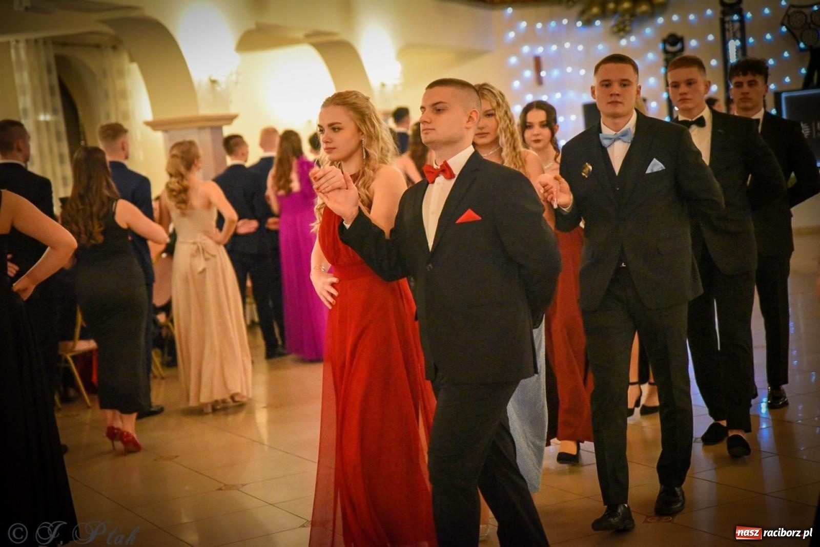 Zdjęcie w galerii na portalu naszraciborz.pl: Studniówka raciborskiego Ekonomika na bis! [FOTO i WIDEO] wiadomości z regionu