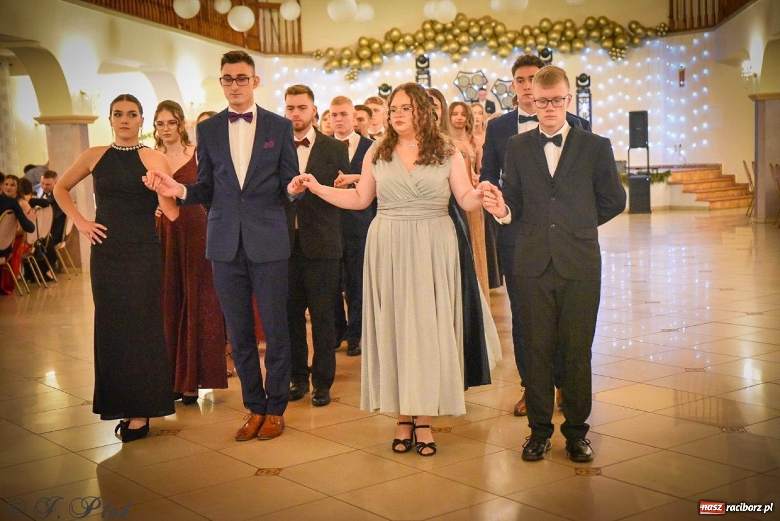 Zdjęcie w galerii na portalu naszraciborz.pl: Studniówka raciborskiego Ekonomika na bis! [FOTO i WIDEO] wiadomości z regionu