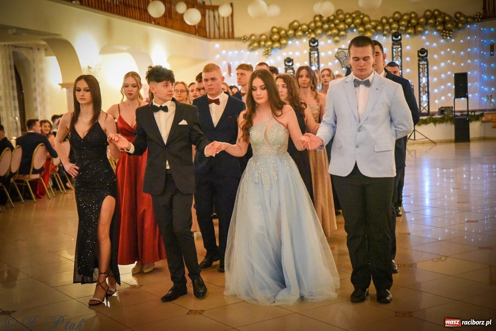 Zdjęcie w galerii na portalu naszraciborz.pl: Studniówka raciborskiego Ekonomika na bis! [FOTO i WIDEO] wiadomości z regionu