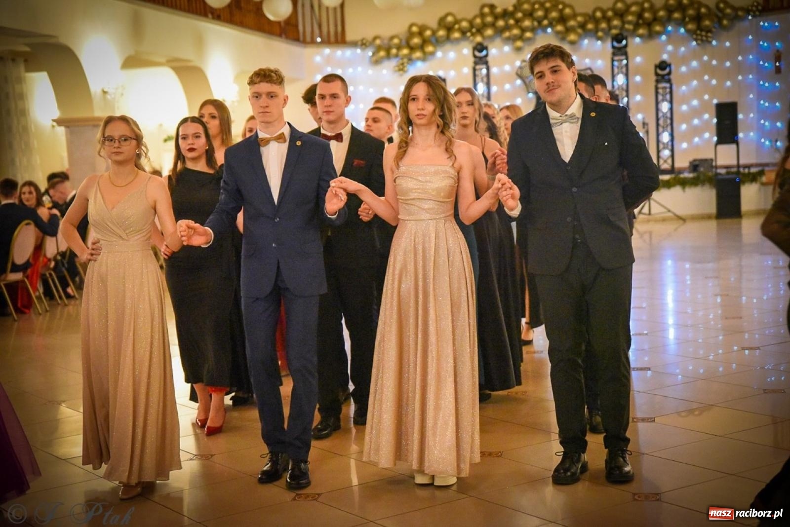 Zdjęcie w galerii na portalu naszraciborz.pl: Studniówka raciborskiego Ekonomika na bis! [FOTO i WIDEO] wiadomości z regionu