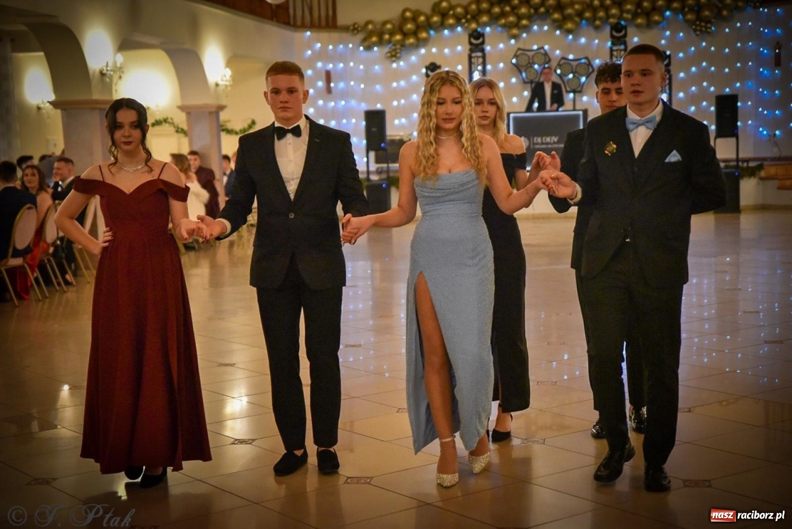 Zdjęcie w galerii na portalu naszraciborz.pl: Studniówka raciborskiego Ekonomika na bis! [FOTO i WIDEO] wiadomości z regionu