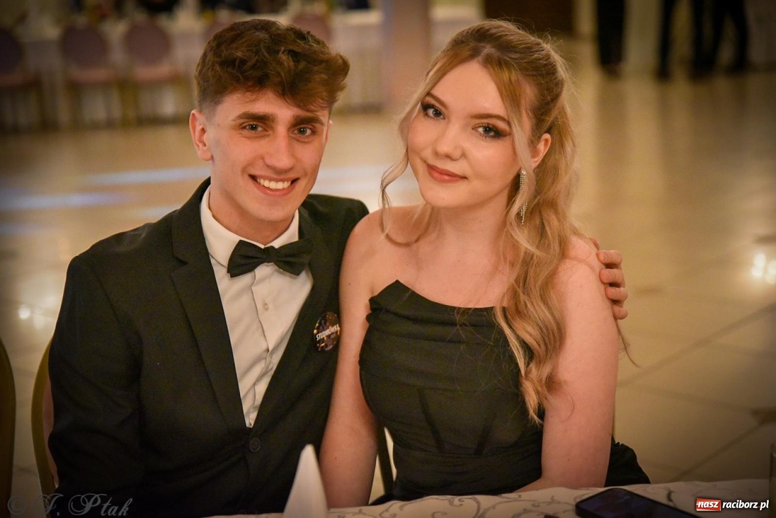 Zdjęcie w galerii na portalu naszraciborz.pl: Studniówka raciborskiego Ekonomika na bis! [FOTO i WIDEO] wiadomości z regionu