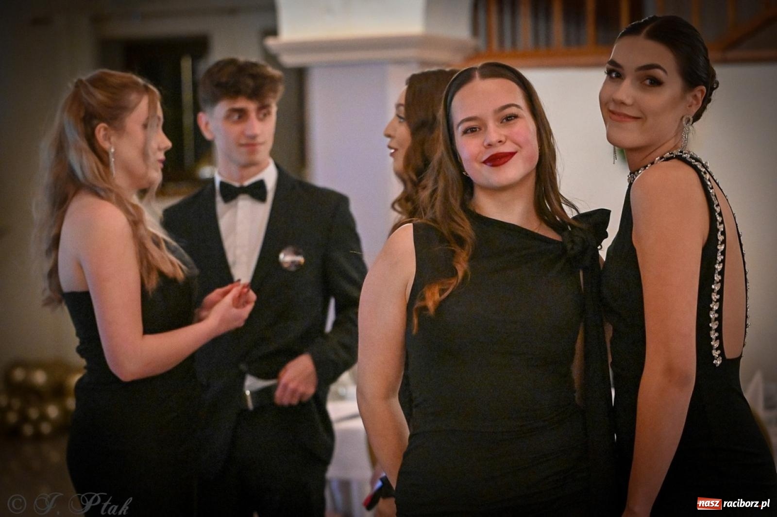 Zdjęcie w galerii na portalu naszraciborz.pl: Studniówka raciborskiego Ekonomika na bis! [FOTO i WIDEO] wiadomości z regionu