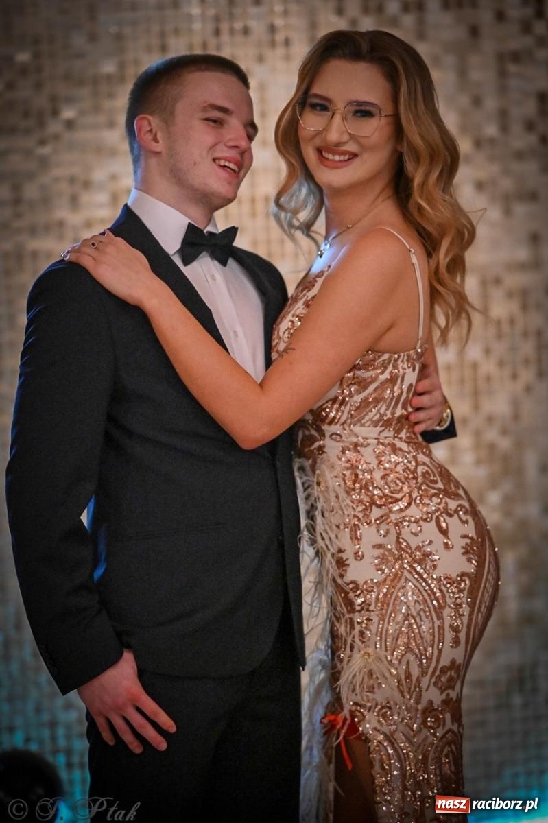 Zdjęcie w galerii na portalu naszraciborz.pl: Studniówka raciborskiego Ekonomika na bis! [FOTO i WIDEO] wiadomości z regionu