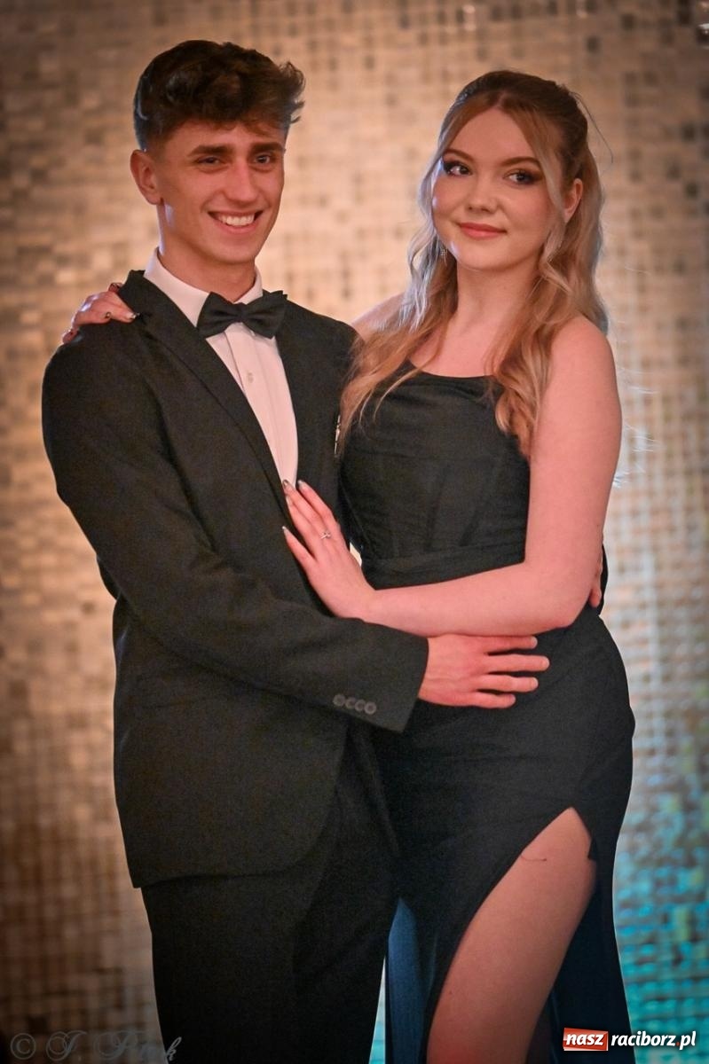 Zdjęcie w galerii na portalu naszraciborz.pl: Studniówka raciborskiego Ekonomika na bis! [FOTO i WIDEO] wiadomości z regionu