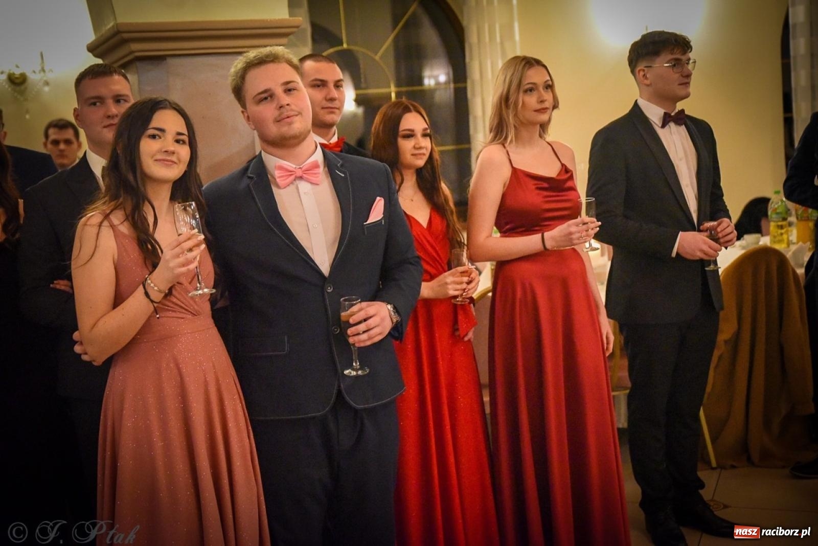 Zdjęcie w galerii na portalu naszraciborz.pl: Studniówka raciborskiego Ekonomika na bis! [FOTO i WIDEO] wiadomości z regionu