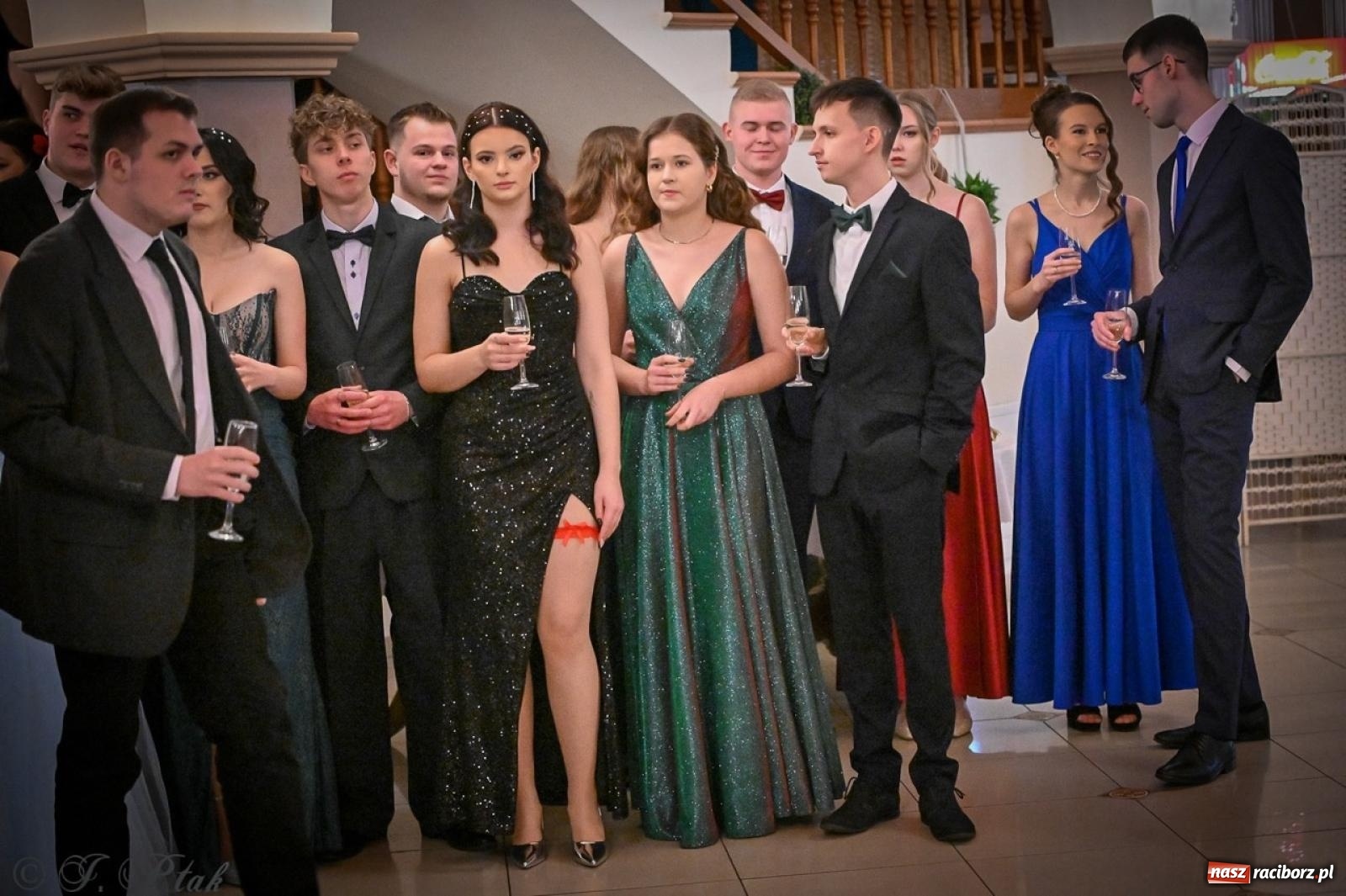 Zdjęcie w galerii na portalu naszraciborz.pl: Studniówka raciborskiego Ekonomika na bis! [FOTO i WIDEO] wiadomości z regionu