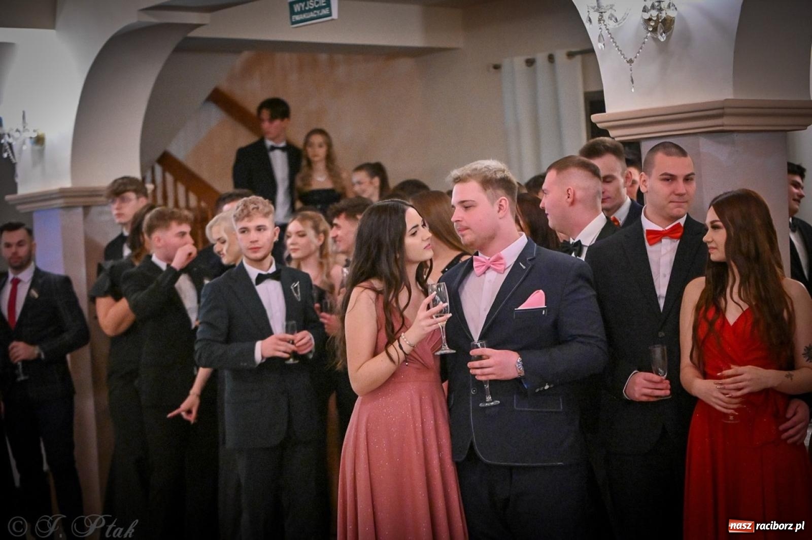 Zdjęcie w galerii na portalu naszraciborz.pl: Studniówka raciborskiego Ekonomika na bis! [FOTO i WIDEO] wiadomości z regionu