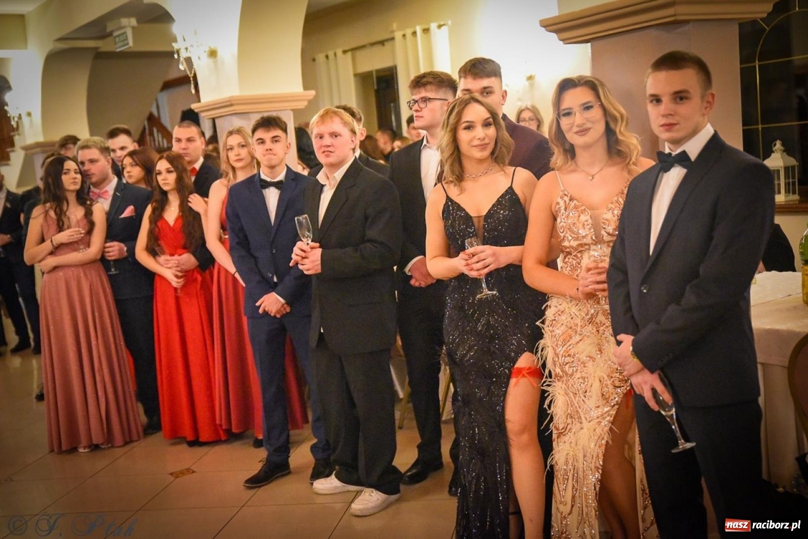 Zdjęcie w galerii na portalu naszraciborz.pl: Studniówka raciborskiego Ekonomika na bis! [FOTO i WIDEO] wiadomości z regionu