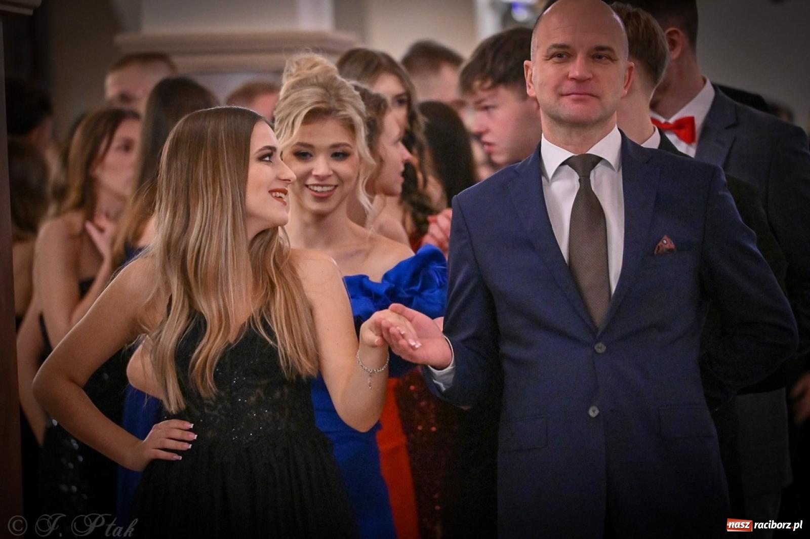 Zdjęcie w galerii na portalu naszraciborz.pl: Studniówka raciborskiego Ekonomika na bis! [FOTO i WIDEO] wiadomości z regionu