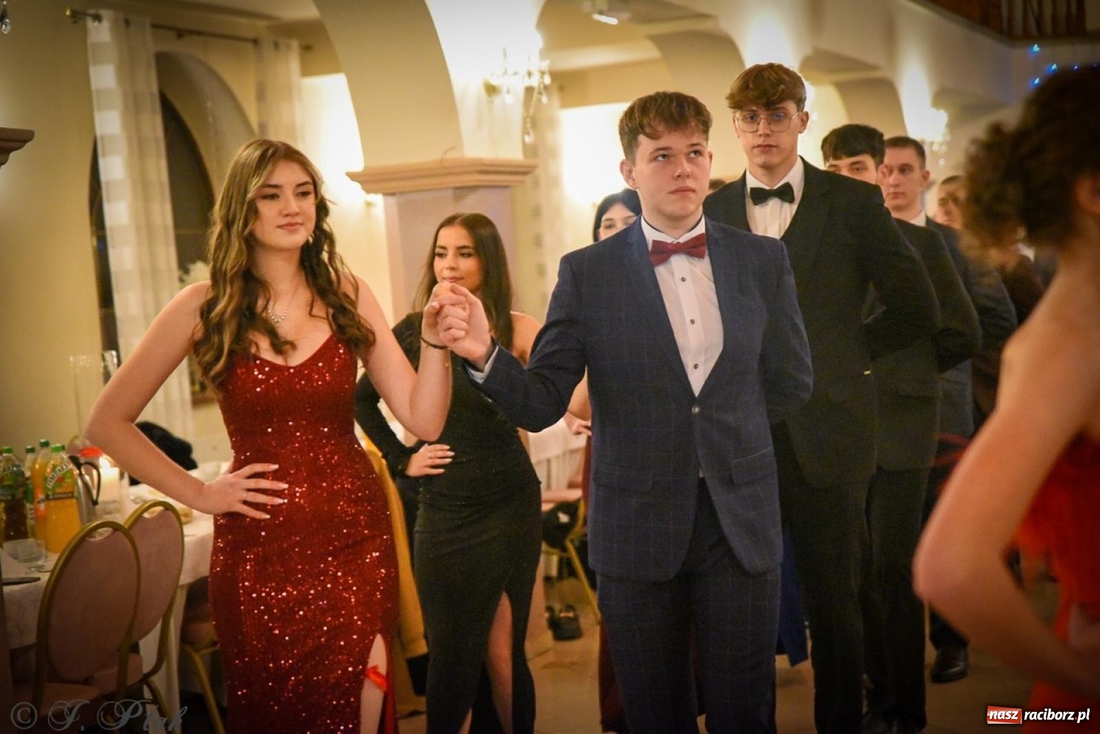 Zdjęcie w galerii na portalu naszraciborz.pl: Studniówka raciborskiego Ekonomika na bis! [FOTO i WIDEO] wiadomości z regionu