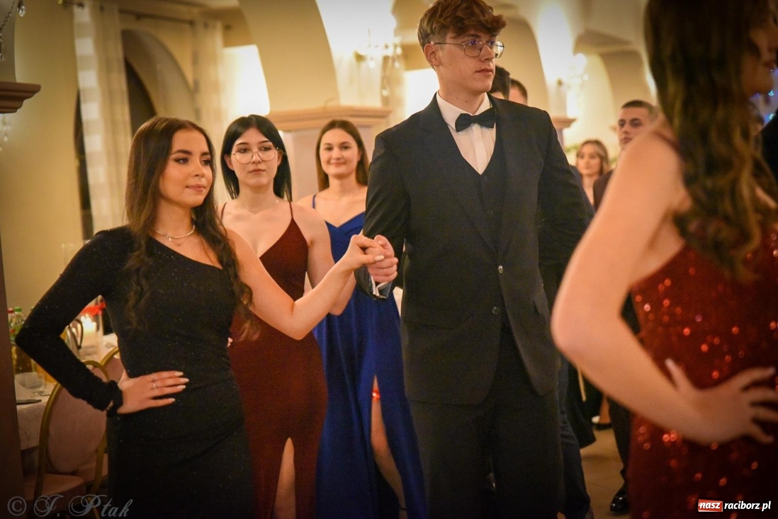 Zdjęcie w galerii na portalu naszraciborz.pl: Studniówka raciborskiego Ekonomika na bis! [FOTO i WIDEO] wiadomości z regionu