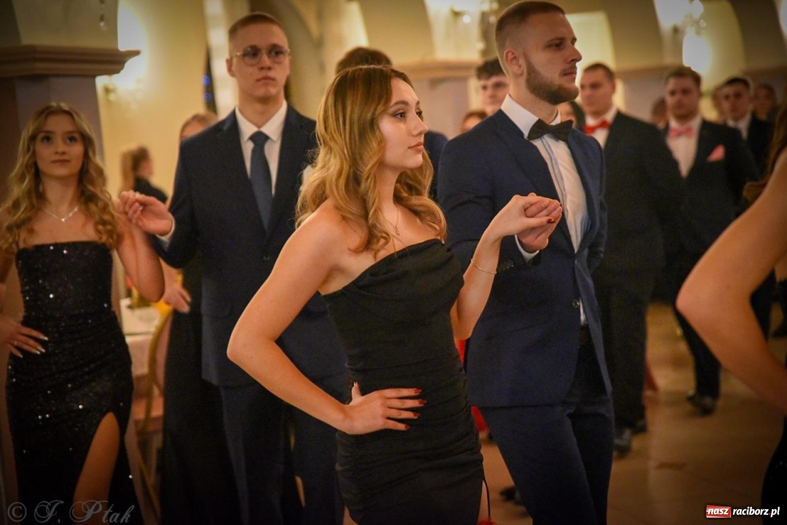 Zdjęcie w galerii na portalu naszraciborz.pl: Studniówka raciborskiego Ekonomika na bis! [FOTO i WIDEO] wiadomości z regionu