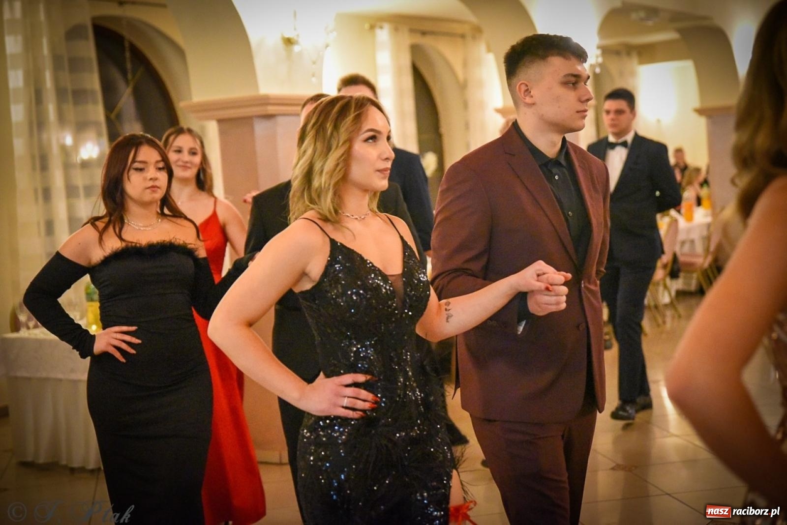 Zdjęcie w galerii na portalu naszraciborz.pl: Studniówka raciborskiego Ekonomika na bis! [FOTO i WIDEO] wiadomości z regionu