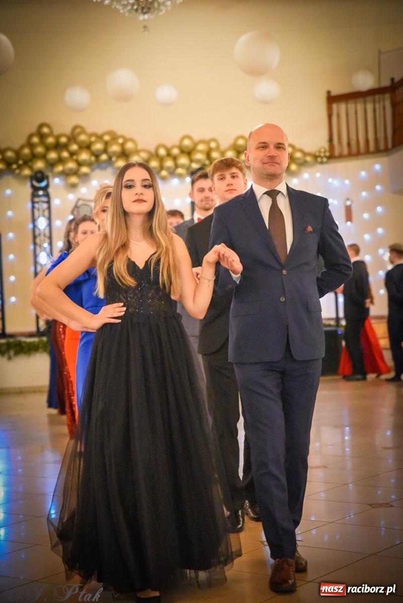 Zdjęcie w galerii na portalu naszraciborz.pl: Studniówka raciborskiego Ekonomika na bis! [FOTO i WIDEO] wiadomości z regionu