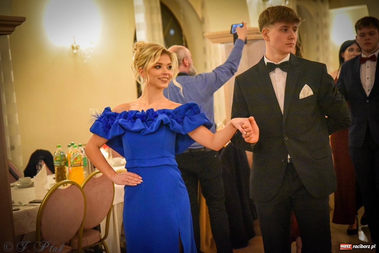 Zdjęcie w galerii na portalu naszraciborz.pl: Studniówka raciborskiego Ekonomika na bis! [FOTO i WIDEO] wiadomości z regionu