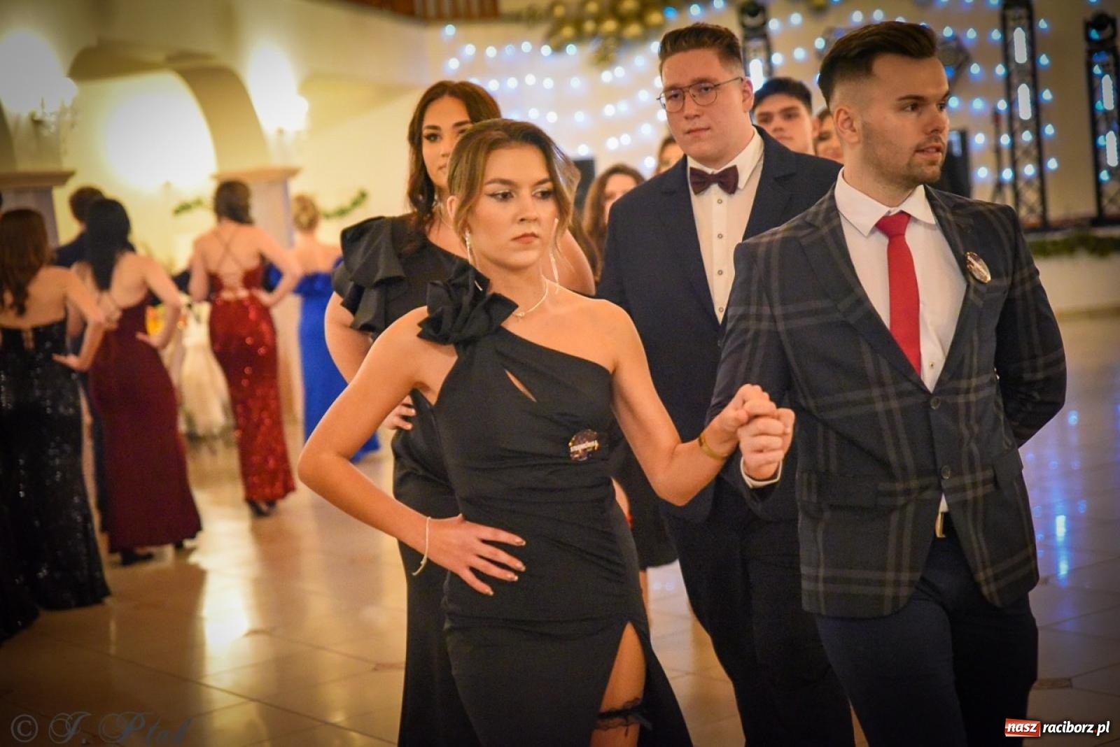 Zdjęcie w galerii na portalu naszraciborz.pl: Studniówka raciborskiego Ekonomika na bis! [FOTO i WIDEO] wiadomości z regionu