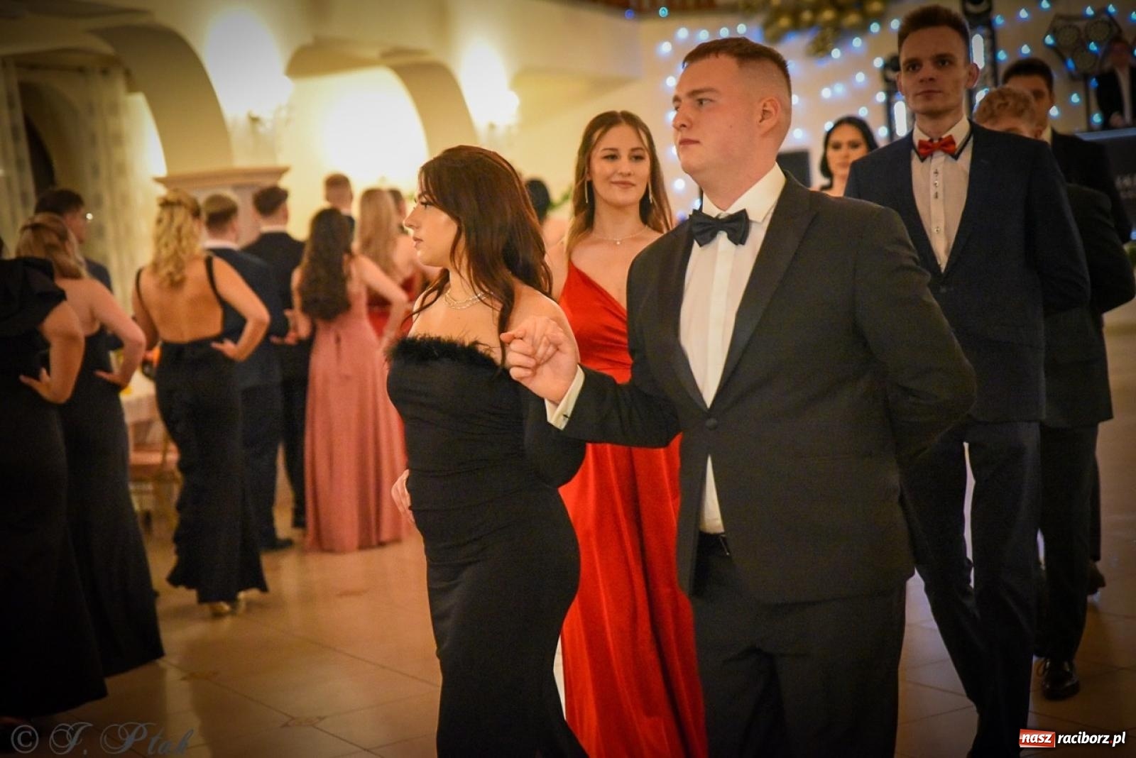 Zdjęcie w galerii na portalu naszraciborz.pl: Studniówka raciborskiego Ekonomika na bis! [FOTO i WIDEO] wiadomości z regionu