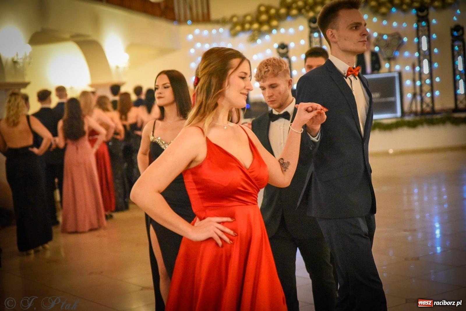 Zdjęcie w galerii na portalu naszraciborz.pl: Studniówka raciborskiego Ekonomika na bis! [FOTO i WIDEO] wiadomości z regionu