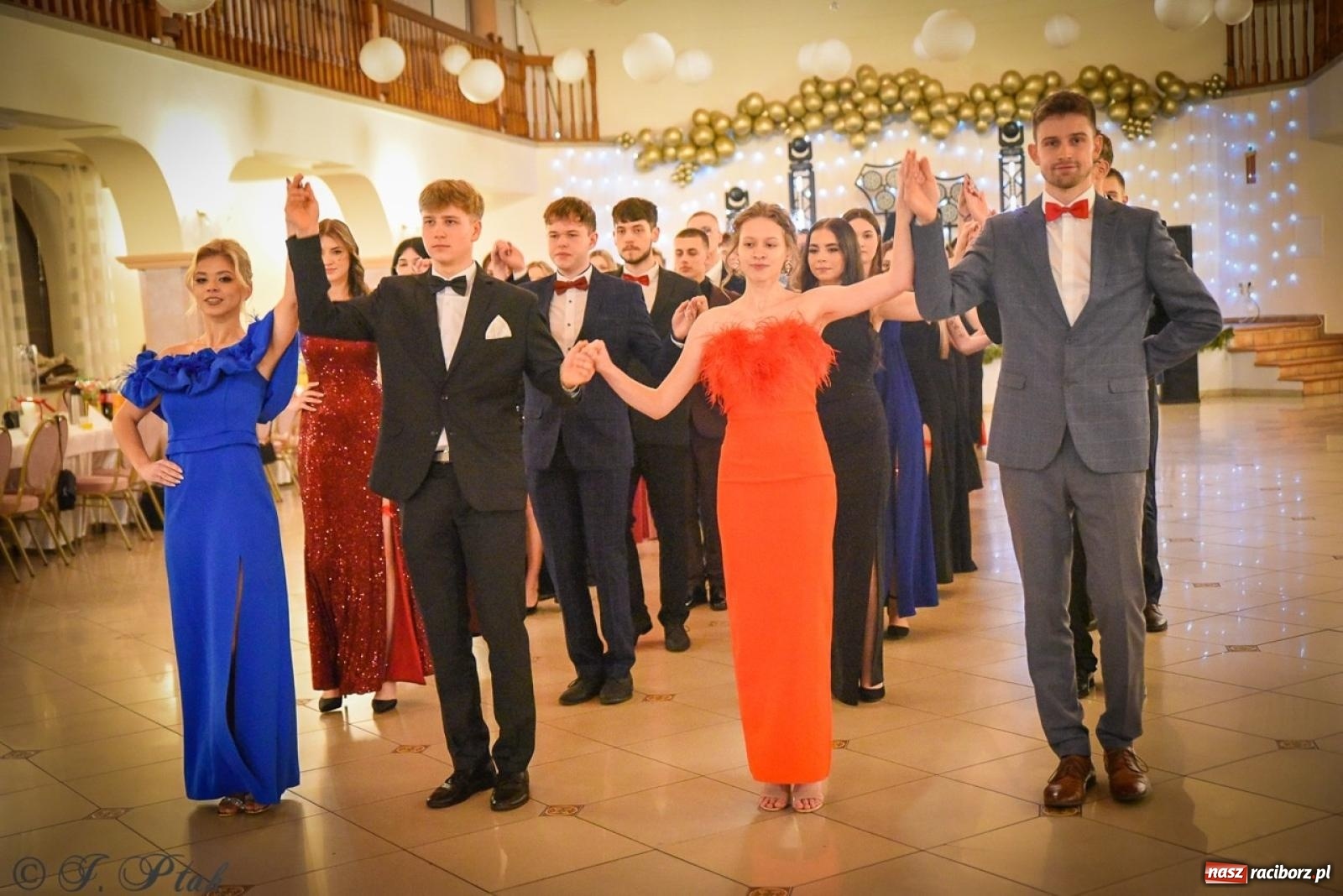 Zdjęcie w galerii na portalu naszraciborz.pl: Studniówka raciborskiego Ekonomika na bis! [FOTO i WIDEO] wiadomości z regionu