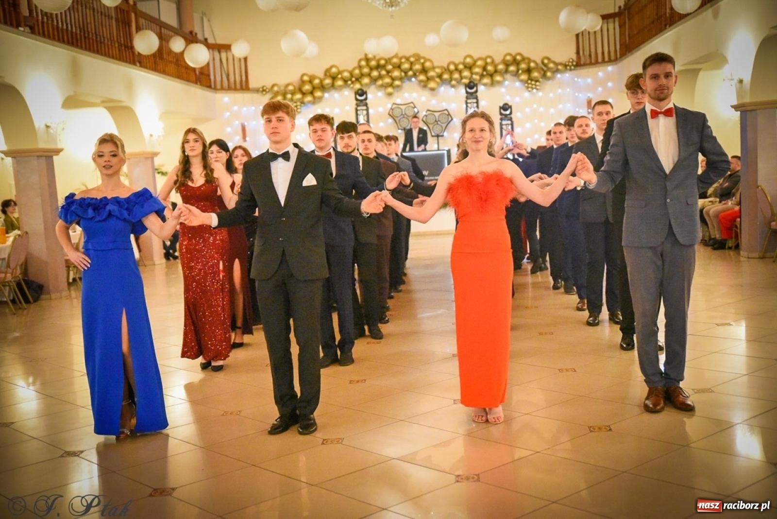 Zdjęcie w galerii na portalu naszraciborz.pl: Studniówka raciborskiego Ekonomika na bis! [FOTO i WIDEO] wiadomości z regionu