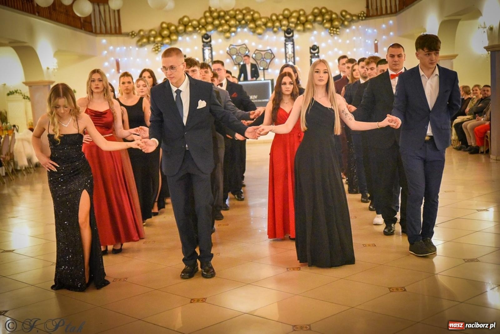 Zdjęcie w galerii na portalu naszraciborz.pl: Studniówka raciborskiego Ekonomika na bis! [FOTO i WIDEO] wiadomości z regionu