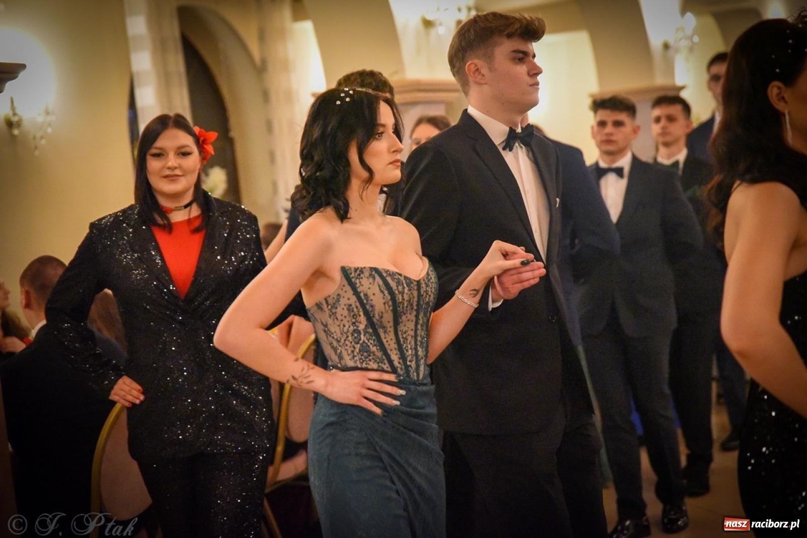 Zdjęcie w galerii na portalu naszraciborz.pl: Studniówka raciborskiego Ekonomika na bis! [FOTO i WIDEO] wiadomości z regionu