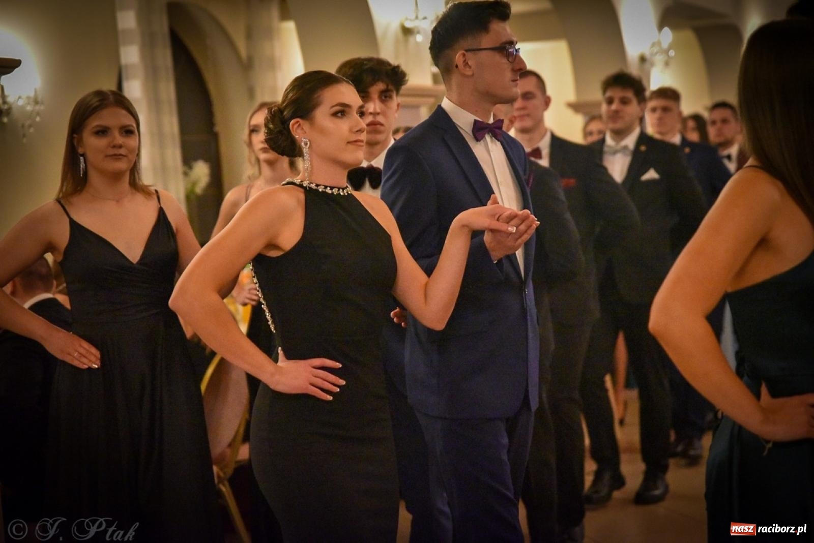 Zdjęcie w galerii na portalu naszraciborz.pl: Studniówka raciborskiego Ekonomika na bis! [FOTO i WIDEO] wiadomości z regionu