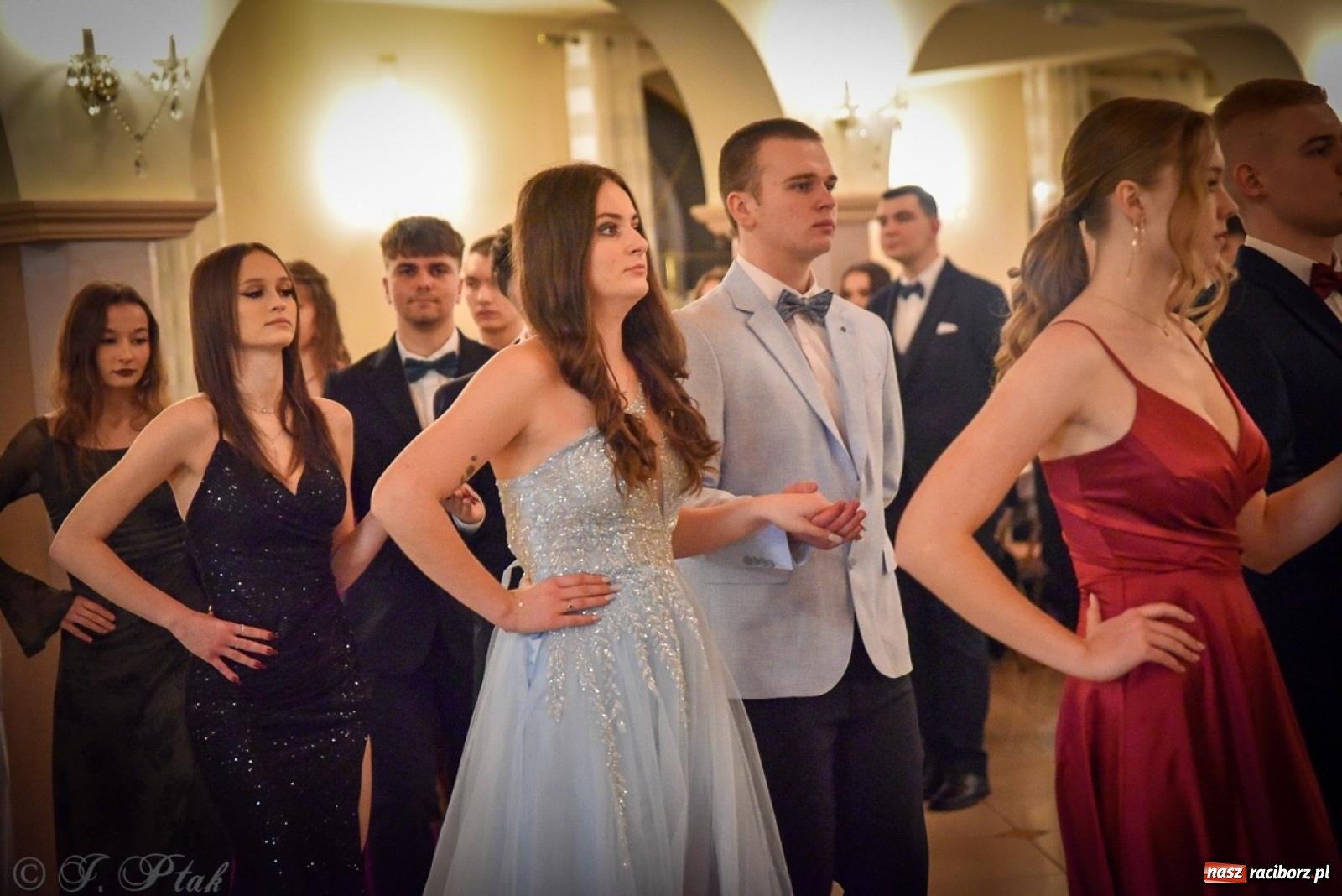 Zdjęcie w galerii na portalu naszraciborz.pl: Studniówka raciborskiego Ekonomika na bis! [FOTO i WIDEO] wiadomości z regionu