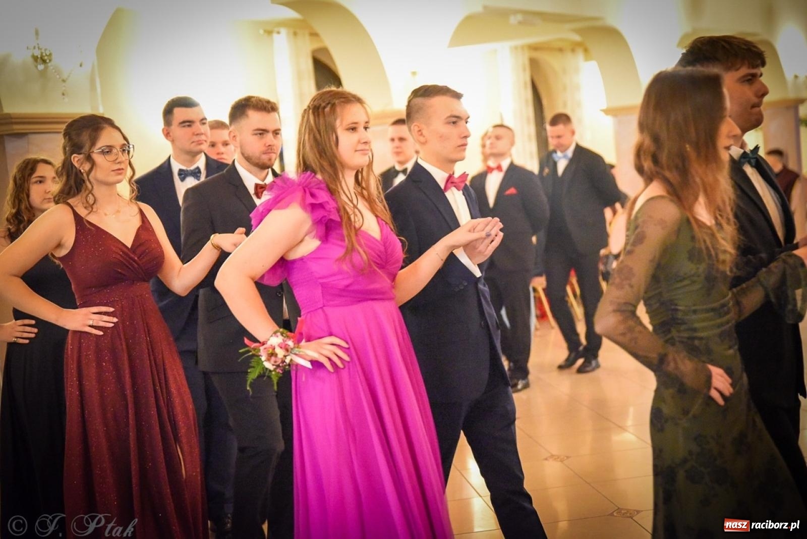 Zdjęcie w galerii na portalu naszraciborz.pl: Studniówka raciborskiego Ekonomika na bis! [FOTO i WIDEO] wiadomości z regionu