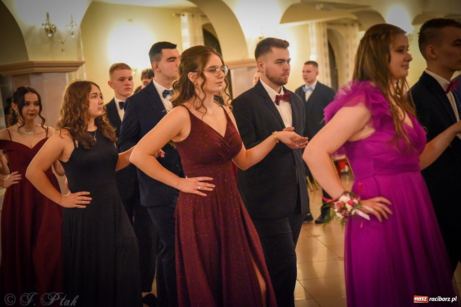 Zdjęcie w galerii na portalu naszraciborz.pl: Studniówka raciborskiego Ekonomika na bis! [FOTO i WIDEO] wiadomości z regionu