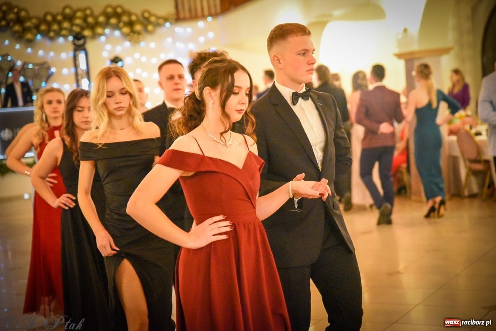 Zdjęcie w galerii na portalu naszraciborz.pl: Studniówka raciborskiego Ekonomika na bis! [FOTO i WIDEO] wiadomości z regionu