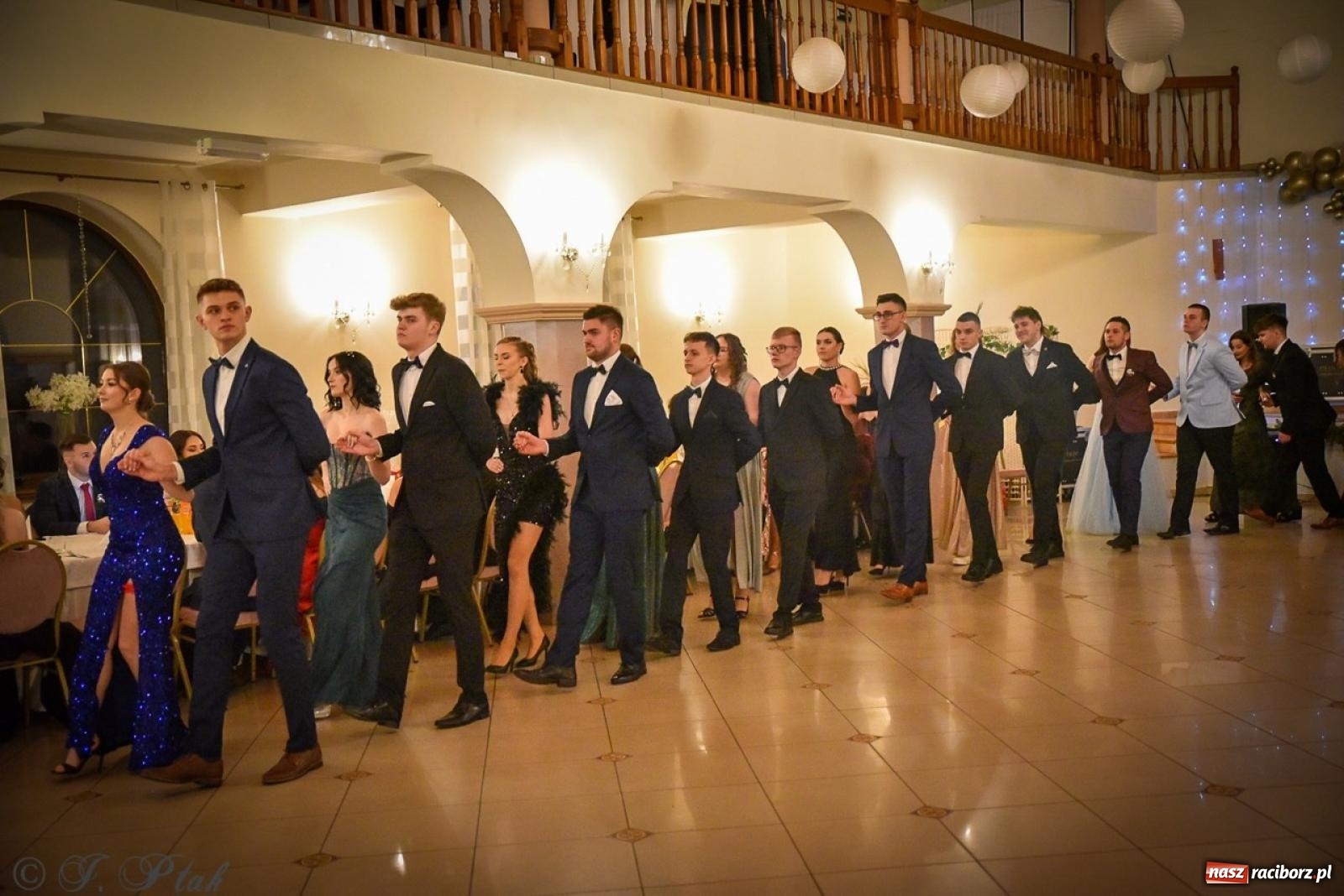 Zdjęcie w galerii na portalu naszraciborz.pl: Studniówka raciborskiego Ekonomika na bis! [FOTO i WIDEO] wiadomości z regionu