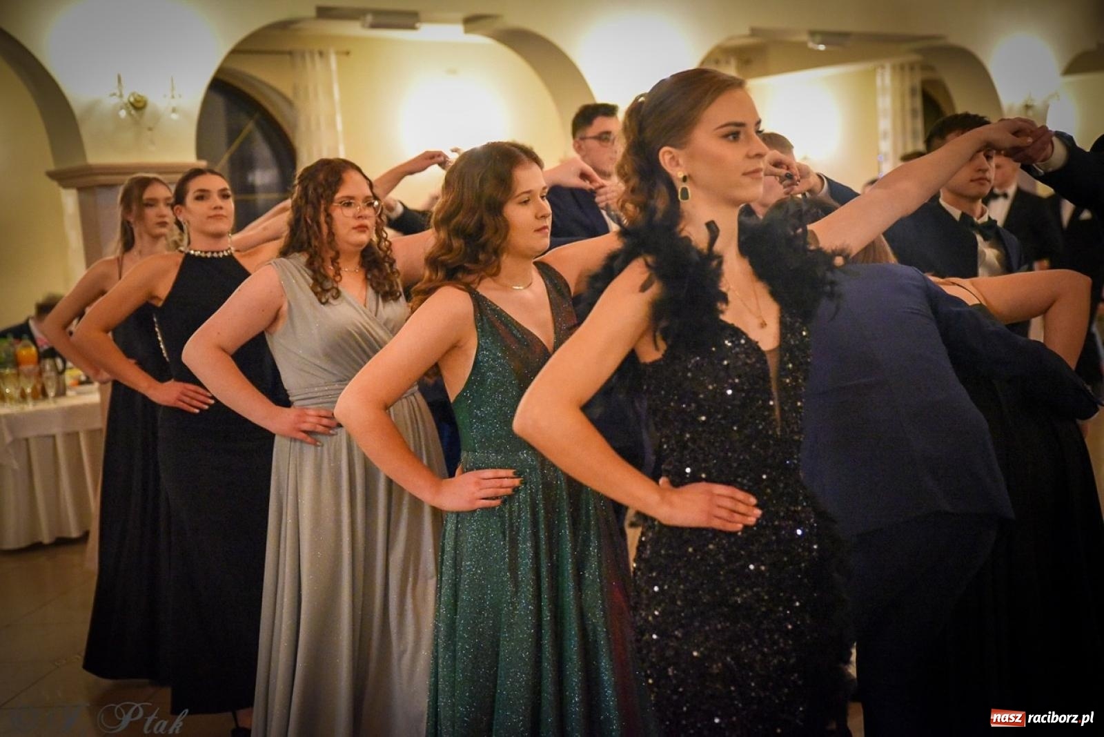 Zdjęcie w galerii na portalu naszraciborz.pl: Studniówka raciborskiego Ekonomika na bis! [FOTO i WIDEO] wiadomości z regionu