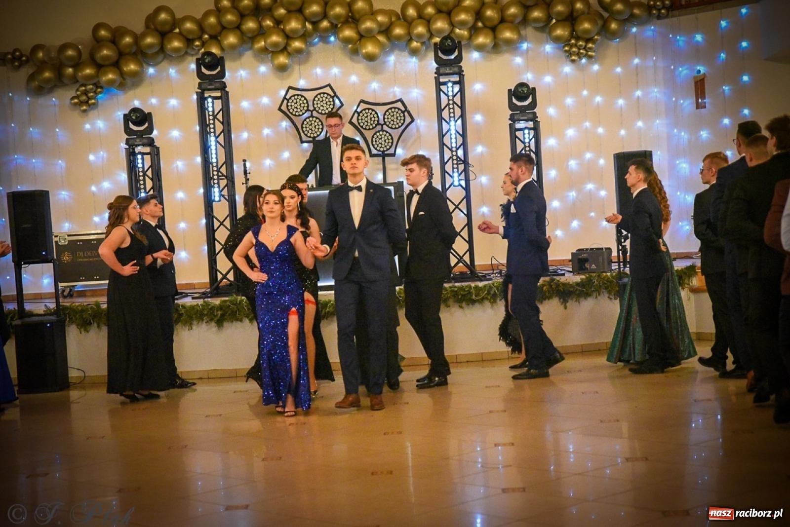 Zdjęcie w galerii na portalu naszraciborz.pl: Studniówka raciborskiego Ekonomika na bis! [FOTO i WIDEO] wiadomości z regionu