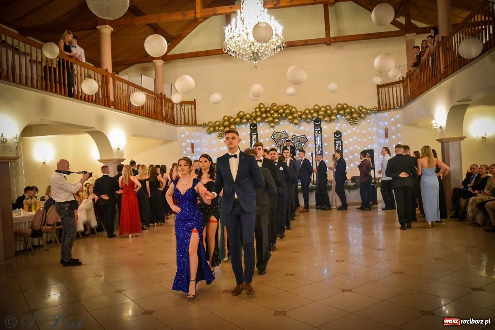 Zdjęcie w galerii na portalu naszraciborz.pl: Studniówka raciborskiego Ekonomika na bis! [FOTO i WIDEO] wiadomości z regionu