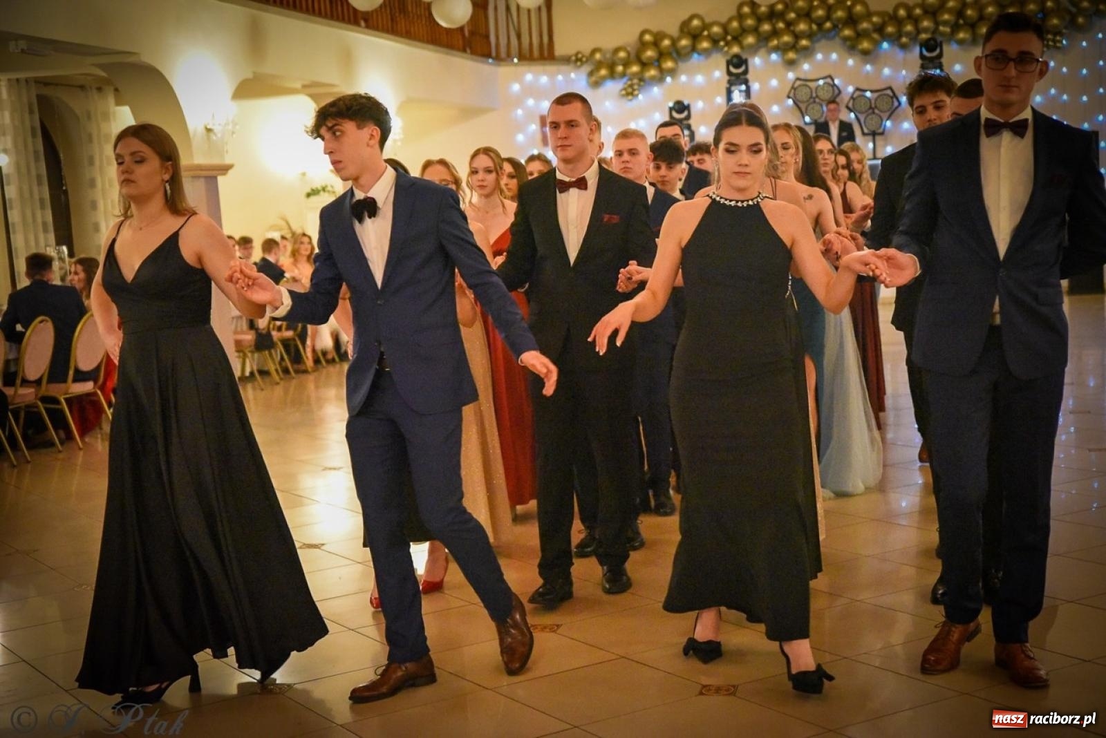 Zdjęcie w galerii na portalu naszraciborz.pl: Studniówka raciborskiego Ekonomika na bis! [FOTO i WIDEO] wiadomości z regionu