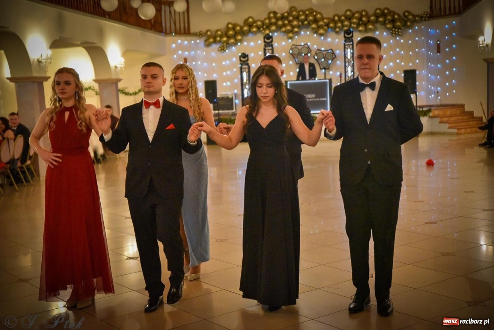 Zdjęcie w galerii na portalu naszraciborz.pl: Studniówka raciborskiego Ekonomika na bis! [FOTO i WIDEO] wiadomości z regionu