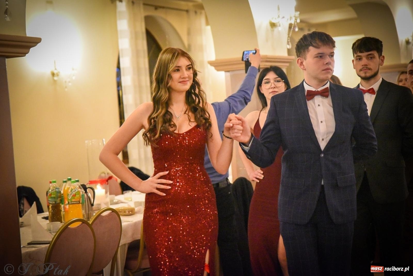 Zdjęcie w galerii na portalu naszraciborz.pl: Studniówka raciborskiego Ekonomika na bis! [FOTO i WIDEO] wiadomości z regionu