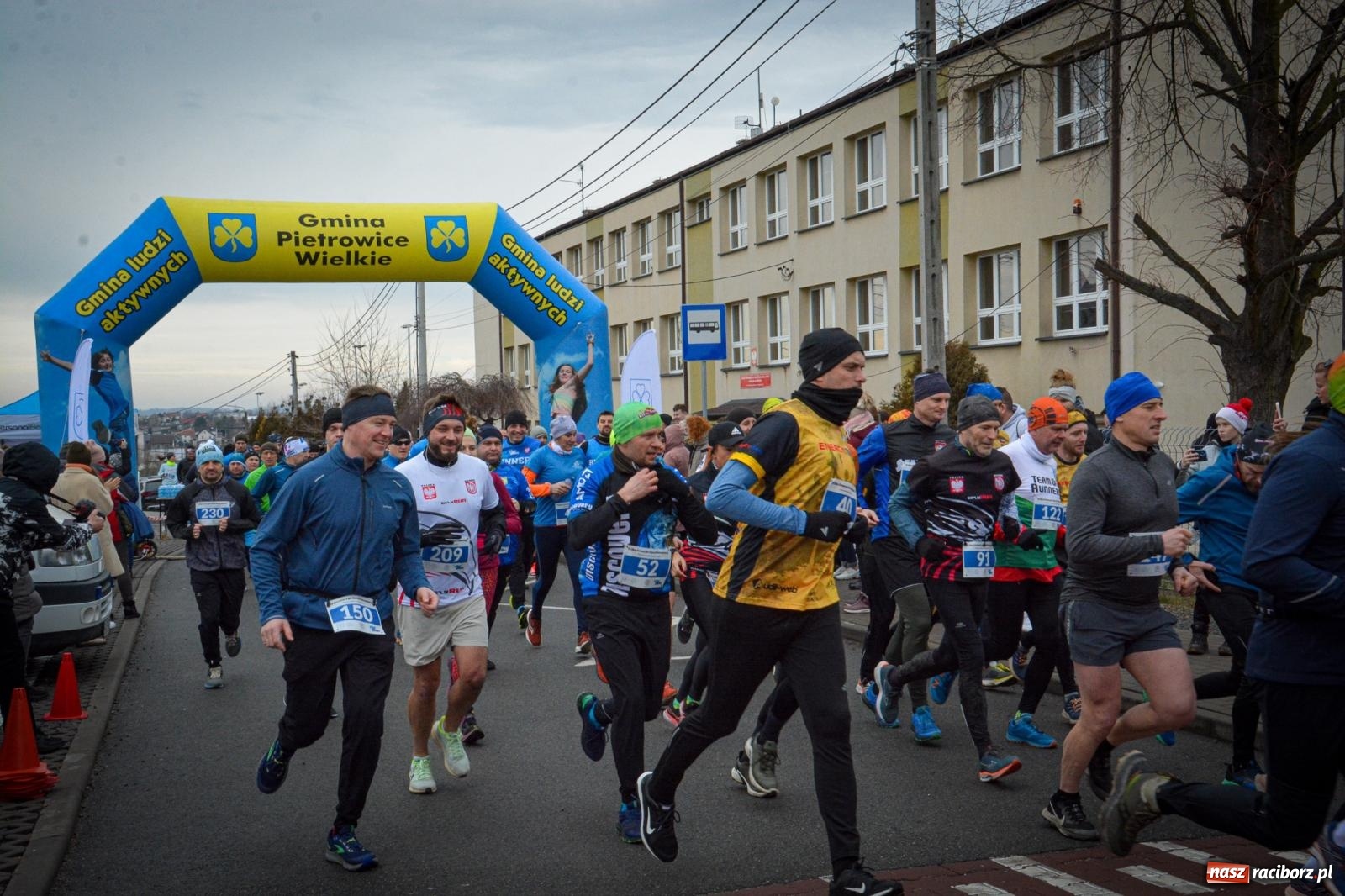 Zdjęcie w galerii na portalu naszraciborz.pl: IX Eko Cross po Ziemi Pietrowickiej: Piotr Pałka zwycięzcą biegu na 10 km wiadomości z regionu