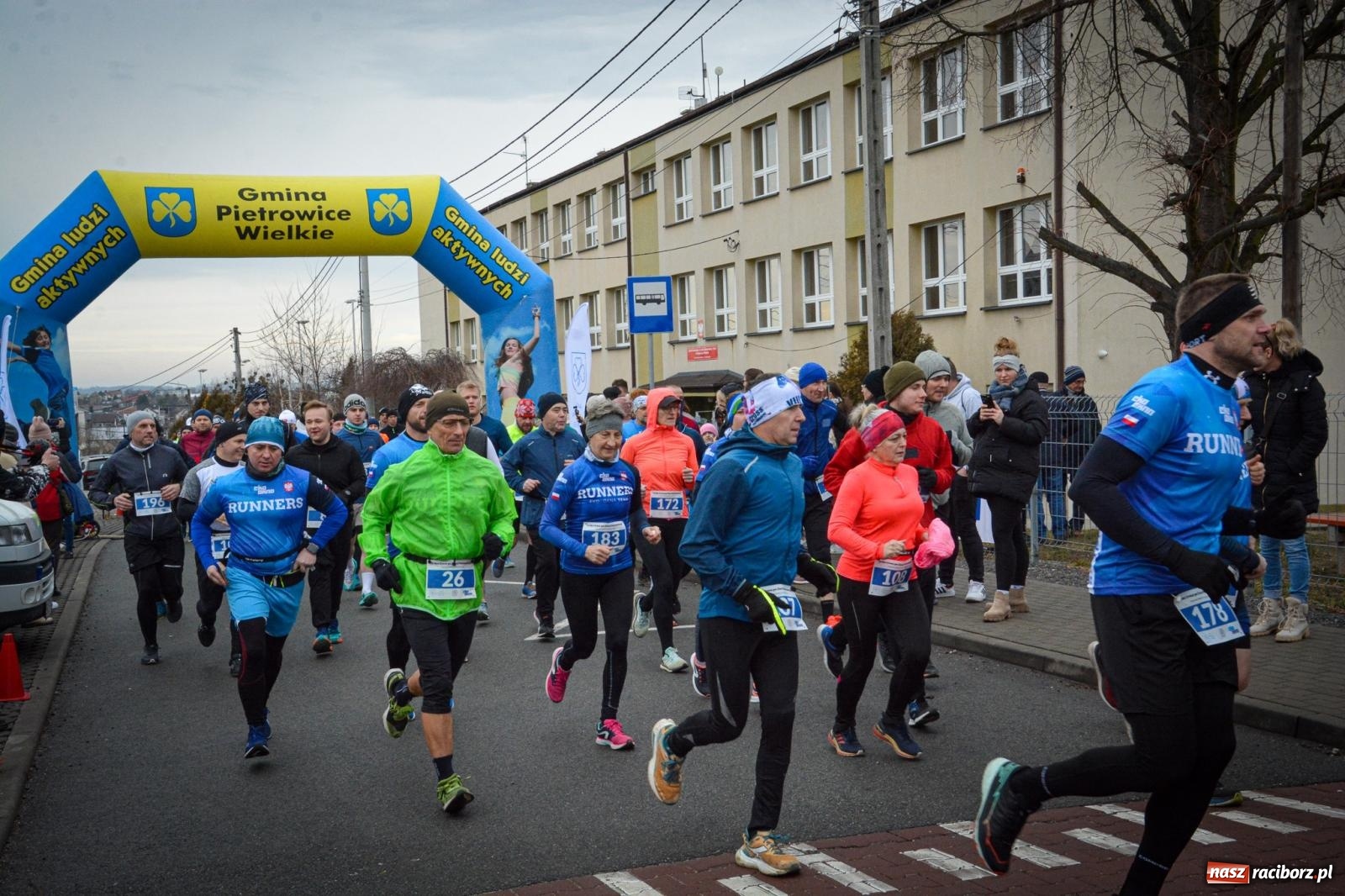 Zdjęcie w galerii na portalu naszraciborz.pl: IX Eko Cross po Ziemi Pietrowickiej: Piotr Pałka zwycięzcą biegu na 10 km wiadomości z regionu