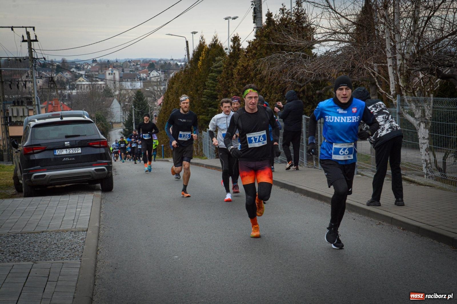 Zdjęcie w galerii na portalu naszraciborz.pl: IX Eko Cross po Ziemi Pietrowickiej: Piotr Pałka zwycięzcą biegu na 10 km wiadomości z regionu