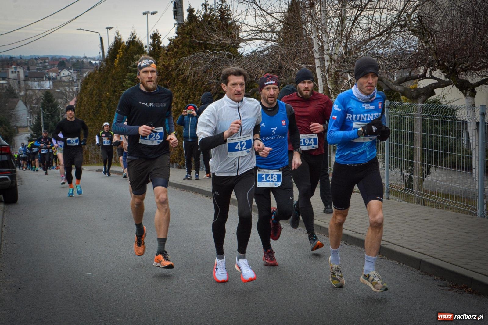 Zdjęcie w galerii na portalu naszraciborz.pl: IX Eko Cross po Ziemi Pietrowickiej: Piotr Pałka zwycięzcą biegu na 10 km wiadomości z regionu